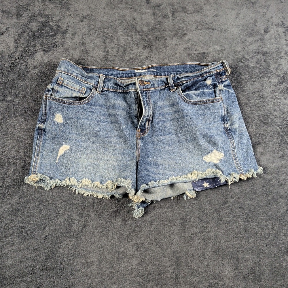 Old Navy Shorts Womens 14 Boyfriend Mid-Rise Distressed Frayed Americana Wash